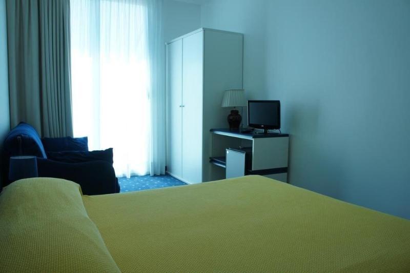 Hotel Myriam Λινιάνο Σαμπιαντόρο Εξωτερικό φωτογραφία