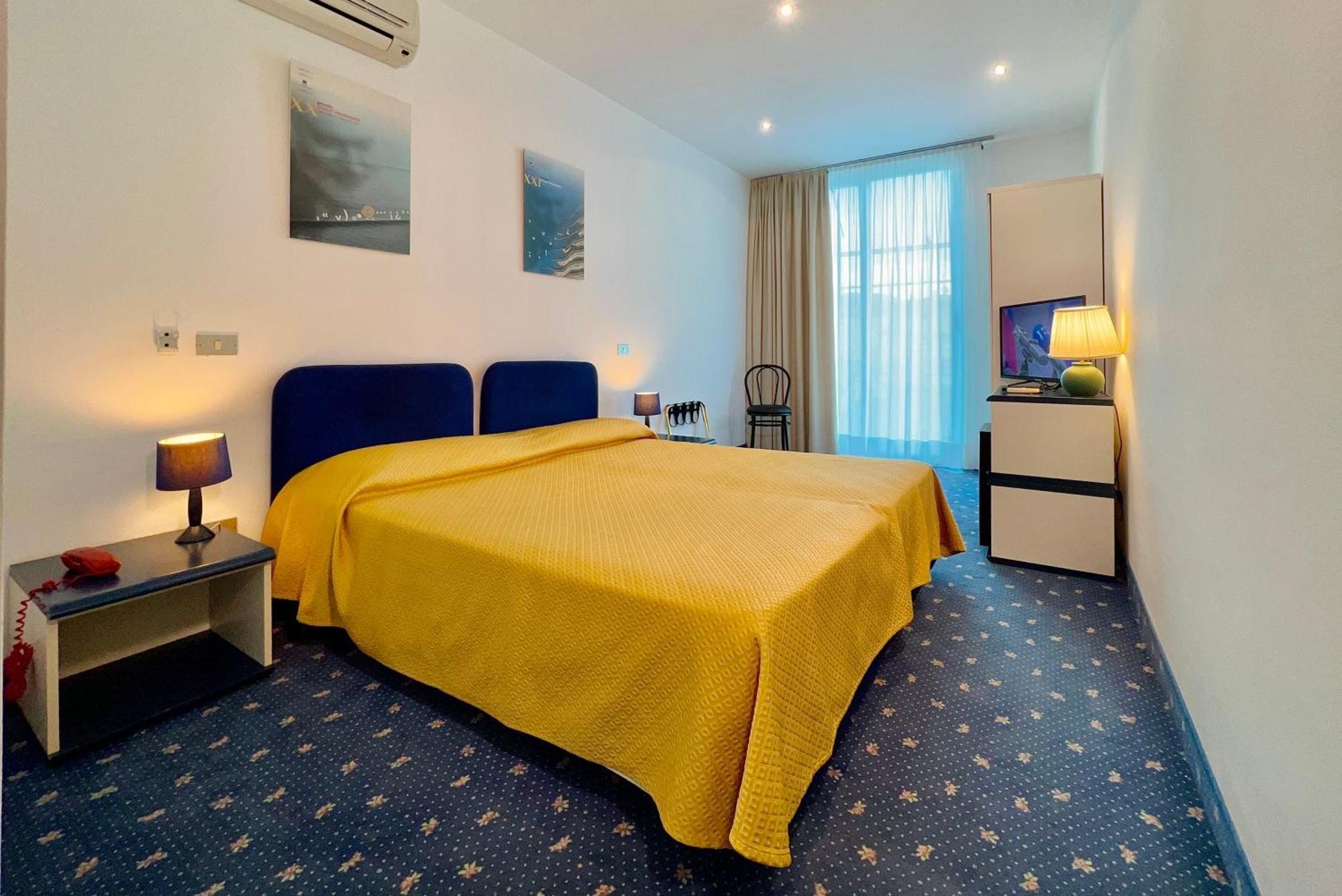 Hotel Myriam Λινιάνο Σαμπιαντόρο Εξωτερικό φωτογραφία
