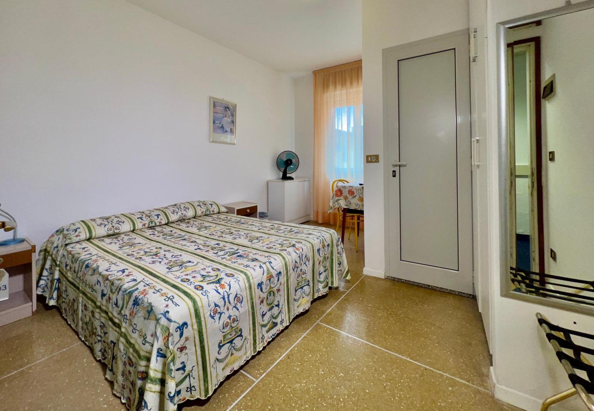 Hotel Myriam Λινιάνο Σαμπιαντόρο Εξωτερικό φωτογραφία