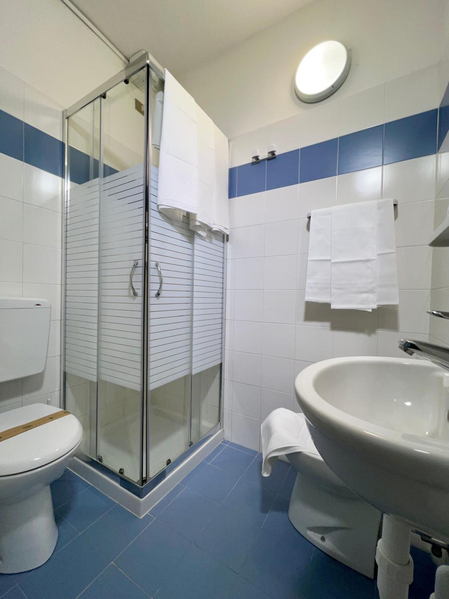Hotel Myriam Λινιάνο Σαμπιαντόρο Εξωτερικό φωτογραφία